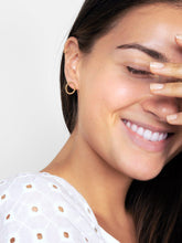 Load image into Gallery viewer, Small Circle Earrings - Kirin