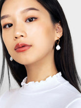 Load image into Gallery viewer, Small Pearl Hoop Earrings - Nuria