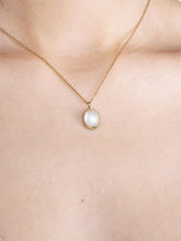 Load image into Gallery viewer, Moonstone Necklace - Axel Moonstone