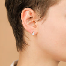 Load image into Gallery viewer, Double Pearl Stud Earrings - Fede