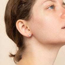 Load image into Gallery viewer, 14K Heart Shaped Earrings - Vale