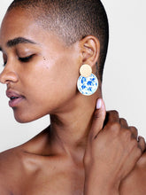 Load image into Gallery viewer, Enamel Earrings - Kinoko Marble Blue
