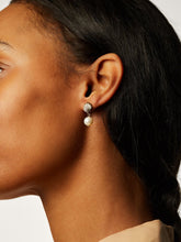 Load image into Gallery viewer, Pearl Drop Earrings - Ariel
