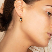 Load image into Gallery viewer, Gold Drop Earrings - Inta
